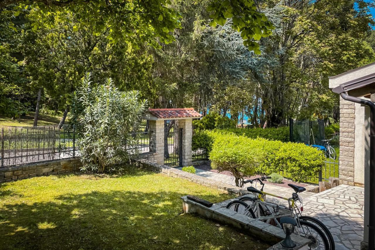 Holiday Home Sofia Porec Esterno foto